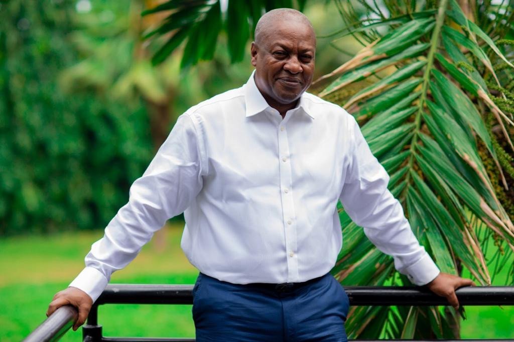 Mahama Grants Presidential Pardon to 863 Convicted Persons