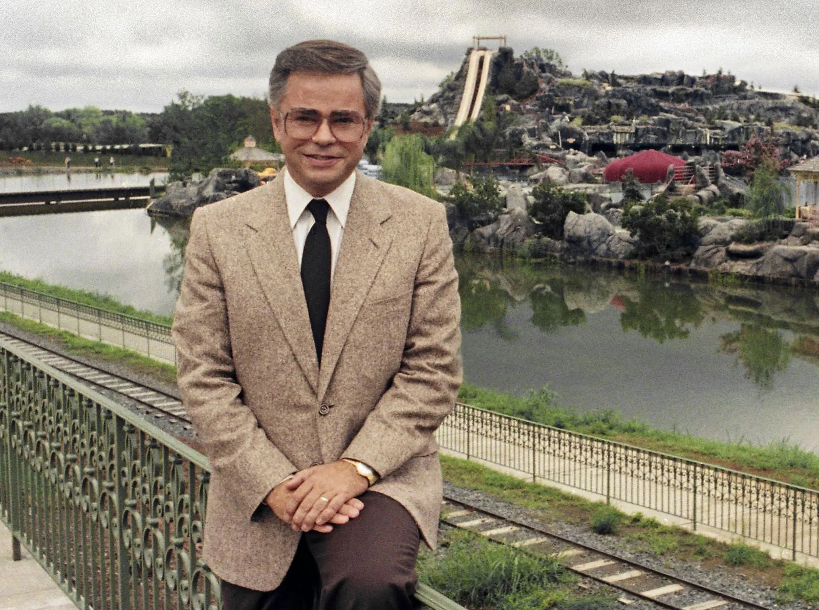 Controversial Televangelist, Jim Bakker Dies at 86